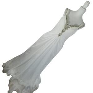 NWT! MAGGIE SOTTERO! LUXURIOUS WHITE W/HANDSET RHINESTONES & CHIFFON GOWN! SZ 10
